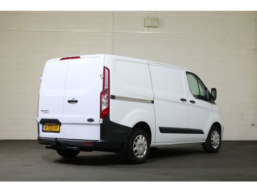 Ford Transit Custom 2.0 TDCI 105pk Euro 6 L1 H1 Trend Airco Navigatie Trekhaak Inrichting ActivLease financial lease