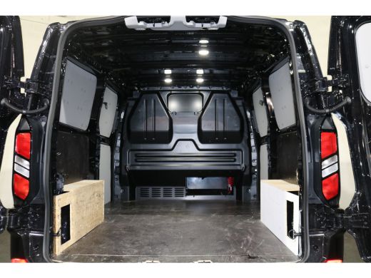Ford Transit Custom 2.0 TDci 136pk L2 H1 Limited Automaat 2x Schuifdeur ActivLease financial lease
