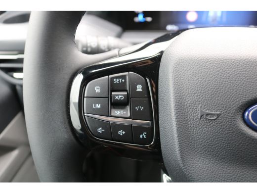 Ford Transit Custom 2.0 TDci L2 H1 DC Limited Automaat Airco Navigatie Camera (360Gr) ActivLease financial lease