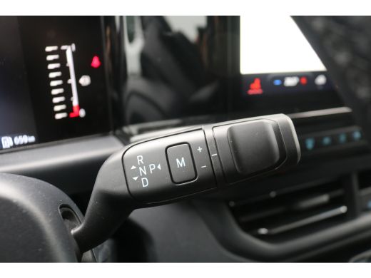 Ford Transit Custom 2.0 TDci L2 H1 DC Limited Automaat Airco Navigatie Camera (360Gr) ActivLease financial lease