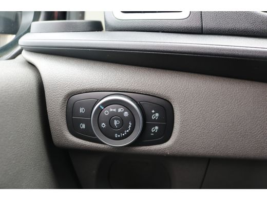 Ford Transit Custom 2.0 TDci L2 H1 DC Platinum Edition Automaat ActivLease financial lease