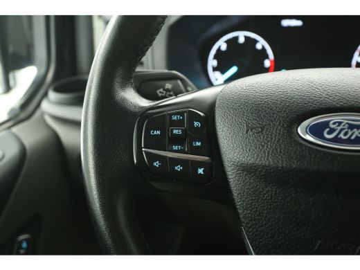 Ford Transit Custom 300 2.0 TDCI L1H1 Airco Cruise Carplay Navi PDC 3 Persoons 16''LMV Elektrpakket Trekhaak ActivLease financial lease