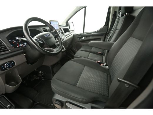 Ford Transit Custom 300 2.0 TDCI L1H1 Airco Cruise Carplay Navi PDC 3 Persoons 16''LMV Elektrpakket Trekhaak ActivLease financial lease