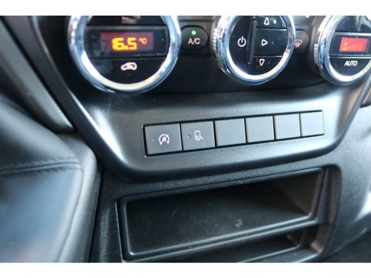 Iveco Daily 35C16 Meubelbak met Achterdeuren ActivLease financial lease