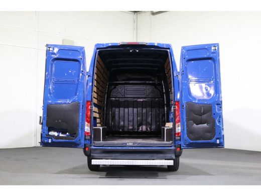 Iveco Daily 35S12 L2 H2 ActivLease financial lease