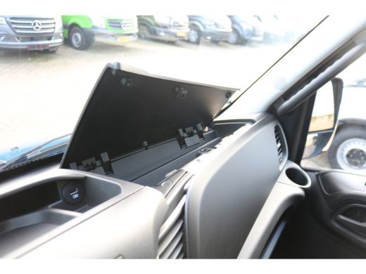 Iveco Daily 35S12 L2 H2 ActivLease financial lease