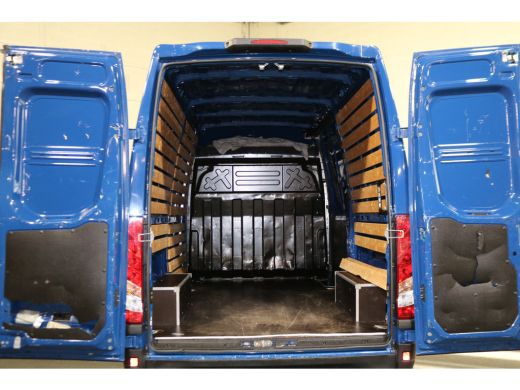 Iveco Daily 35S12 L2 H2 ActivLease financial lease