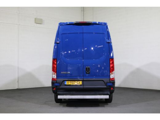 Iveco Daily 35S12 L2 H2 ActivLease financial lease