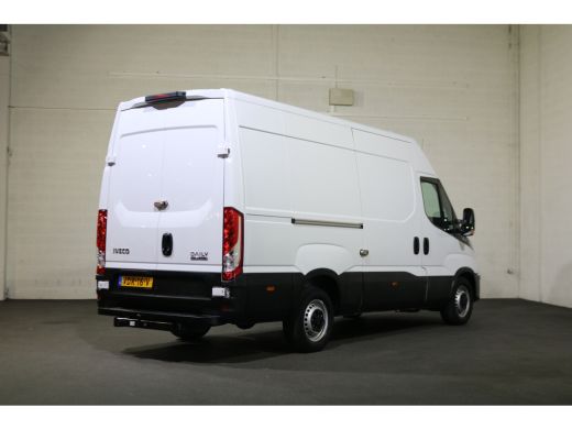Iveco Daily 35S14 Hi-Matic Automaat Airco 3.5T Trekhaak ActivLease financial lease