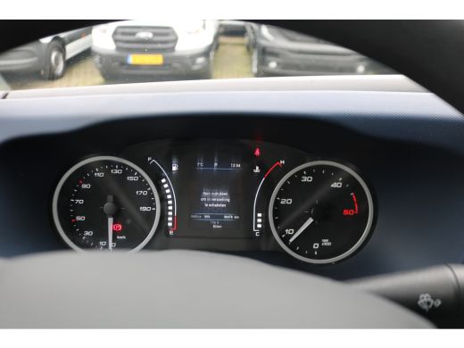 Iveco Daily 35S14 Hi-Matic Automaat Airco 3.5T Trekhaak ActivLease financial lease