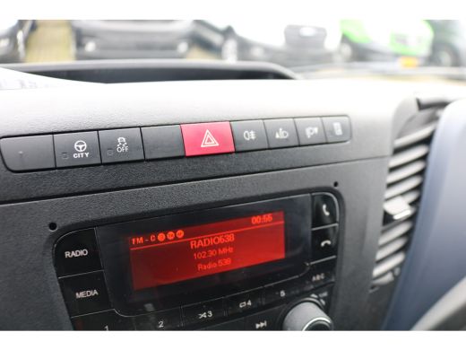 Iveco Daily 35S14 Hi-Matic Automaat Airco 3.5T Trekhaak ActivLease financial lease