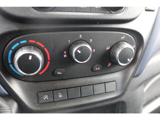 Iveco Daily 35S14 Hi-Matic Automaat Airco 3.5T Trekhaak ActivLease financial lease