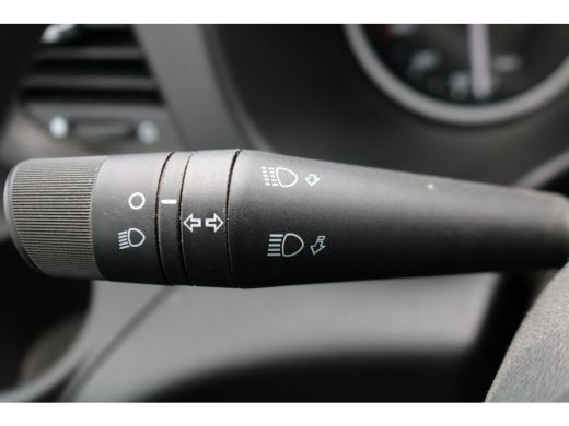 Iveco Daily 35S14 L2 H2 Airco Automaat 3.5T Trekhaak ActivLease financial lease