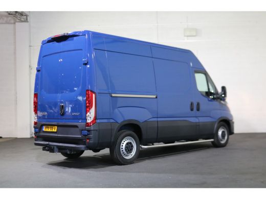 Iveco Daily 35S14 L2 H2 Airco Automaat 3.5T Trekhaak ActivLease financial lease
