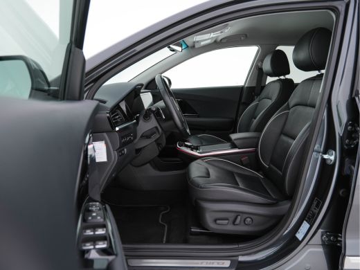 Kia e-Niro DynamicPlusLine 64 kWh [ 3-Fase ] (INCL-BTW) Aut. *FULL-LEATHER | NAVI-FULLMAP | DAB | ADAPT.CRUI... ActivLease financial lease