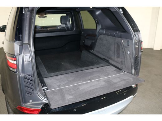 Land Rover Discovery 3.0 Td6 HSE Black Line Grijs Kenteken BPM vrij ActivLease financial lease