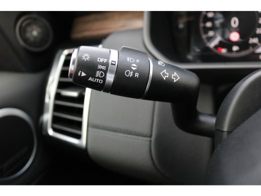 Land Rover Discovery 3.0 Td6 HSE Black Line Grijs Kenteken BPM vrij ActivLease financial lease