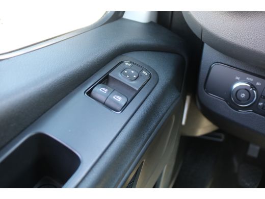 Mercedes Sprinter 311 CDI Open Laadbak met Hydraulische Kraan ActivLease financial lease