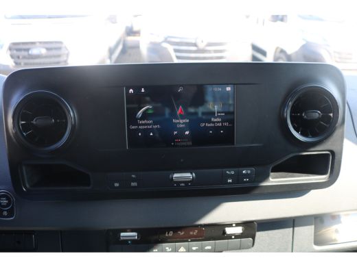 Mercedes Sprinter 311 CDI Open Laadbak met Hydraulische Kraan ActivLease financial lease