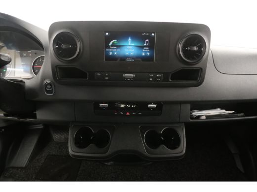 Mercedes Sprinter 319 3.0 CDI L3H2 V6 191PK Automaat Airco Cruise Carplay Camera 3 Persoons Elektrpakket ActivLease financial lease