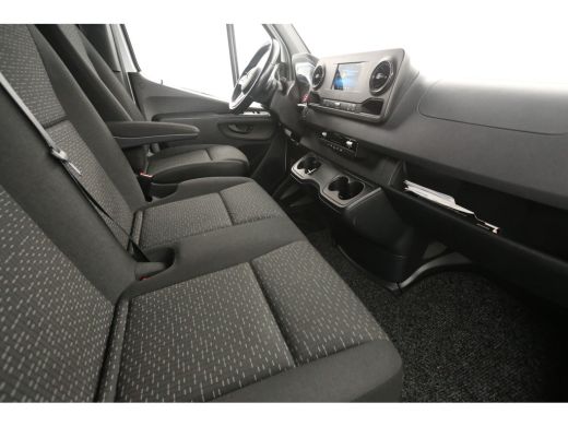 Mercedes Sprinter 319 3.0 CDI L3H2 V6 191PK Automaat Airco Cruise Carplay Camera 3 Persoons Elektrpakket ActivLease financial lease