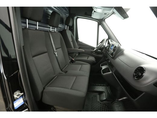 Mercedes Sprinter 319 CDI L3H2 191PK Automaat Airco Cruise Camera Carplay PDC 3 Persoons Imperiaal Ladder ActivLease financial lease