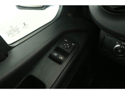 Mercedes Sprinter 319 CDI L3H2 191PK Automaat Airco Cruise Camera Carplay PDC 3 Persoons Imperiaal Ladder ActivLease financial lease