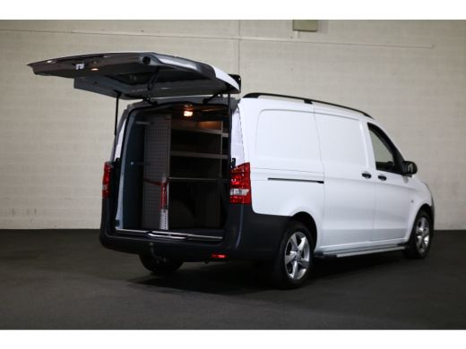 Mercedes Vito 114 CDI Airco Achterklep Inrichting ActivLease financial lease