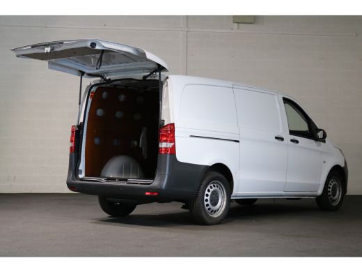 Mercedes Vito 114 CDI Automaat Airco Navigatie Achterklep ActivLease financial lease