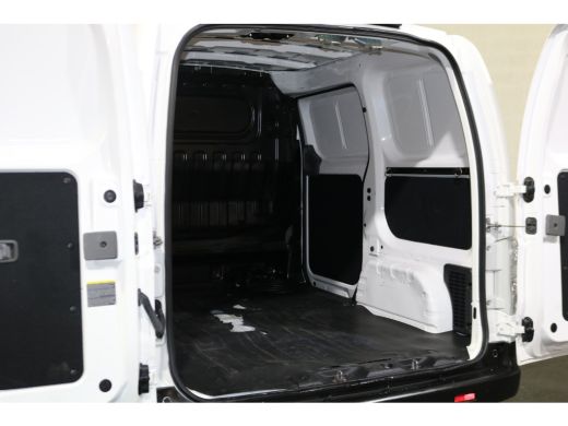 Nissan E-NV200 Business ActivLease financial lease