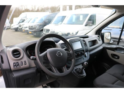 Nissan NV300 1.6 dCi 125pk L2 H1 Airco Navigatie Trekhaak ActivLease financial lease