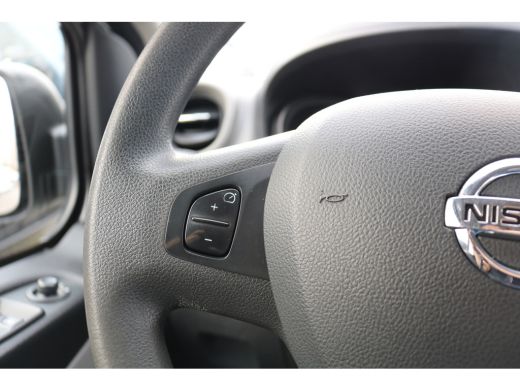 Nissan NV300 1.6 dCi 125pk L2 H1 Airco Navigatie Trekhaak ActivLease financial lease
