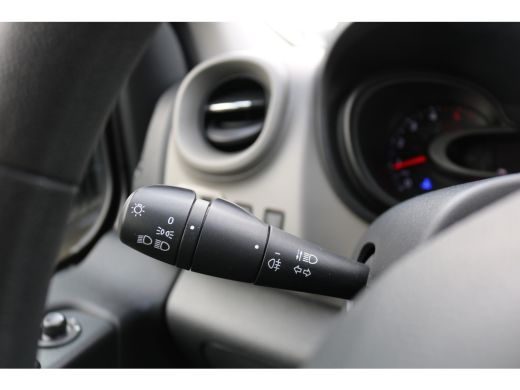 Nissan NV300 1.6 dCi 125pk L2 H1 Airco Navigatie Trekhaak ActivLease financial lease