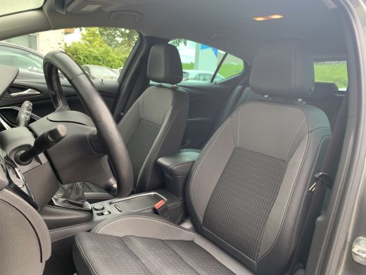 Opel Astra 1.2 Edition | Airco | Camera | Cruise | Pdc V&A | Led | Agr-Stoelen | ActivLease financial lease