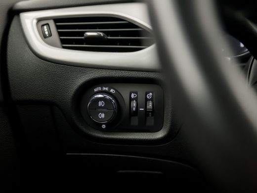 Opel Astra Sports Tourer 1.2 Sport (APPLE CARPLAY, NAVIGATIE, CLIMATE, ADAPTIVE CRUISE, GETINT GLAS, KOPLAMP... ActivLease financial lease