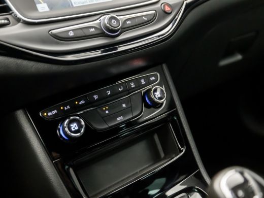 Opel Astra Sports Tourer 1.2 Sport (APPLE CARPLAY, NAVIGATIE, CLIMATE, ADAPTIVE CRUISE, GETINT GLAS, KOPLAMP... ActivLease financial lease