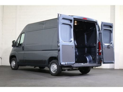 Opel Movano 2.2D 140pk L2 H2 Airco Cruise DAB+ ActivLease financial lease
