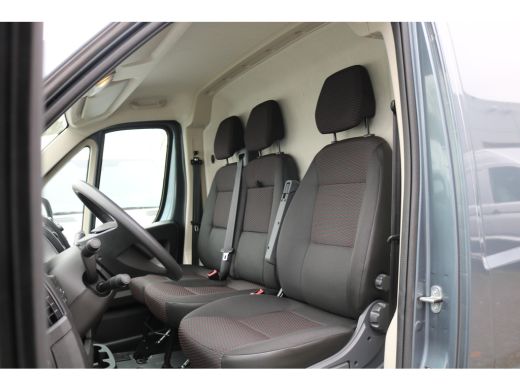 Opel Movano 2.2D 140pk L2 H2 Airco Cruise DAB+ ActivLease financial lease