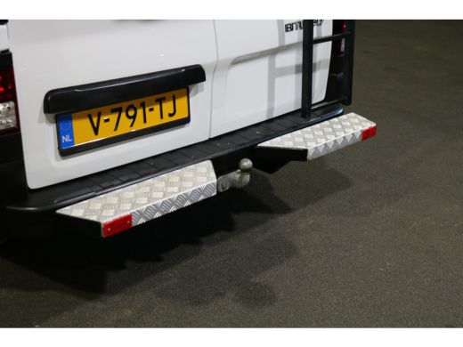 Opel Vivaro 1.6 CDTI L2 H1 125pk Airco Trekhaak Imperiaal ActivLease financial lease