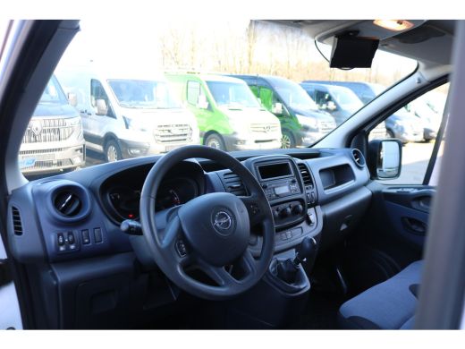 Opel Vivaro 1.6 CDTI L2 H1 125pk Airco Trekhaak Imperiaal ActivLease financial lease