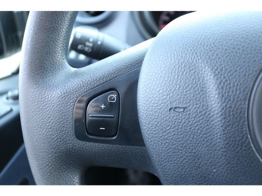Opel Vivaro 1.6 CDTI L2 H1 125pk Airco Trekhaak Imperiaal ActivLease financial lease