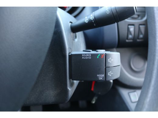 Opel Vivaro 1.6 CDTI L2 H1 125pk Airco Trekhaak Imperiaal ActivLease financial lease