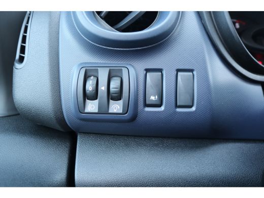 Opel Vivaro 1.6 CDTI L2 H1 125pk Airco Trekhaak Imperiaal ActivLease financial lease