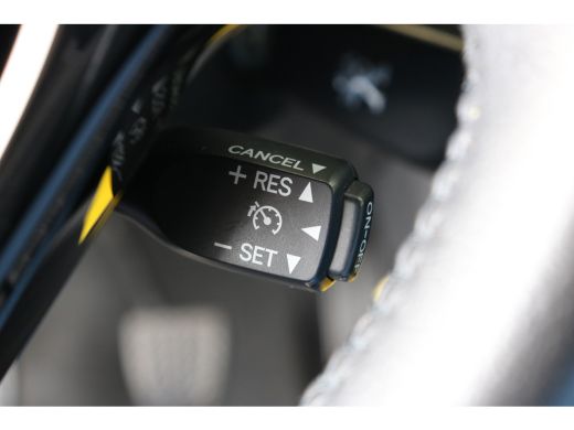 Peugeot 108 1.0 e-VTi Allure | Apple Carplay | Airco | Camera | LMV 15"| LED dagrijverlichting | ActivLease financial lease