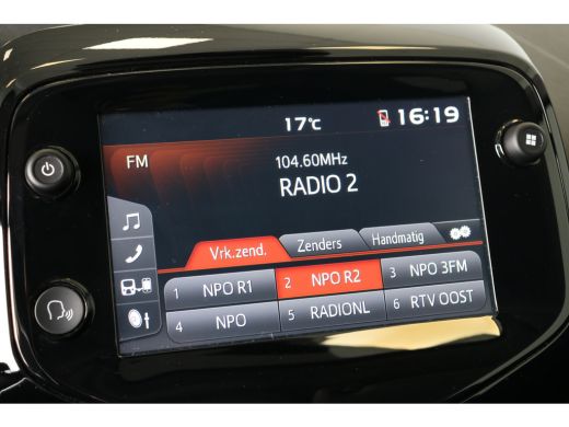 Peugeot 108 1.0 e-VTi Allure | Apple Carplay | Airco | Camera | LMV 15"| LED dagrijverlichting | ActivLease financial lease