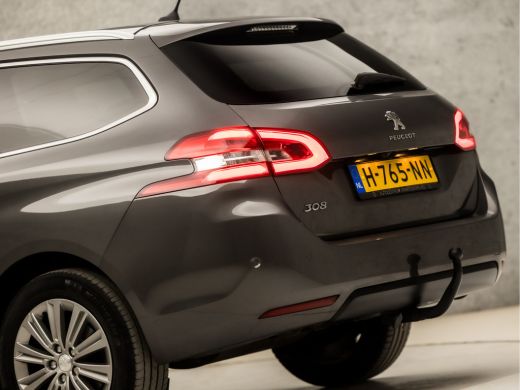 Peugeot 308 SW 1.2 PureTech Sport Deluxe Automaat (PANORAMADAK, APPLE CARPLAY, GROOT NAVI, 360 CAMERA, STOELV... ActivLease financial lease