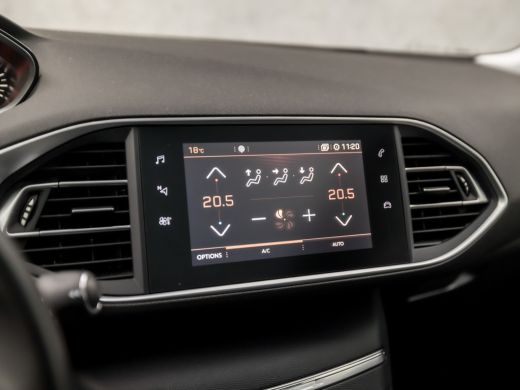 Peugeot 308 SW 1.2 PureTech Sport Deluxe Automaat (PANORAMADAK, APPLE CARPLAY, GROOT NAVI, 360 CAMERA, STOELV... ActivLease financial lease