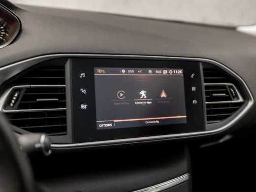 Peugeot 308 SW 1.2 PureTech Sport Deluxe Automaat (PANORAMADAK, APPLE CARPLAY, GROOT NAVI, 360 CAMERA, STOELV... ActivLease financial lease