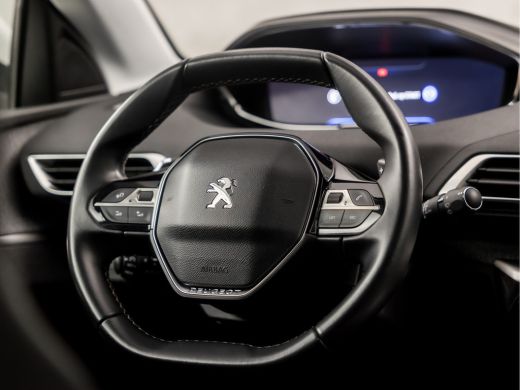 Peugeot 5008 1.2 PureTech Sport 7 Persoons Automaat (APPLE CARPLAY, STOELVERWARMING, LEDER, GROOT NAVI, 360 CA... ActivLease financial lease