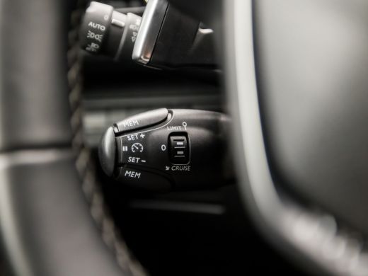 Peugeot 5008 1.2 PureTech Sport 7 Persoons Automaat (APPLE CARPLAY, STOELVERWARMING, LEDER, GROOT NAVI, 360 CA... ActivLease financial lease